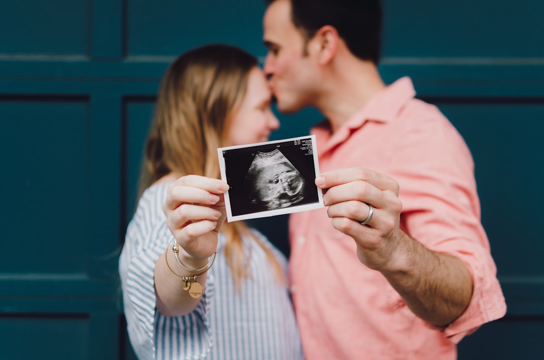 Capturing the Beauty of Motherhood: Maternity Shoot Tips